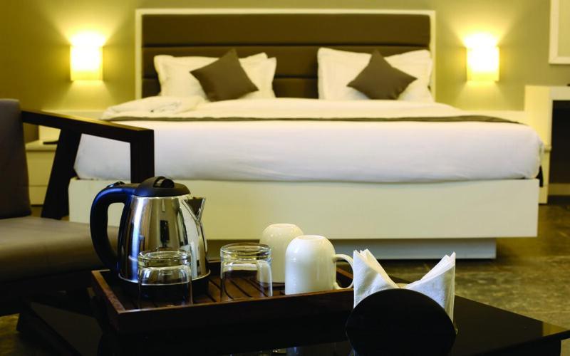 Hotel Dwarawata Dharwad Exteriör bild
