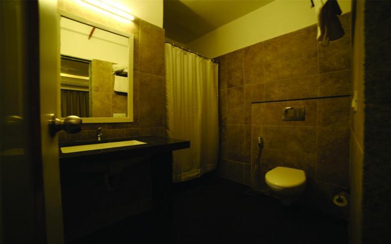 Hotel Dwarawata Dharwad Exteriör bild
